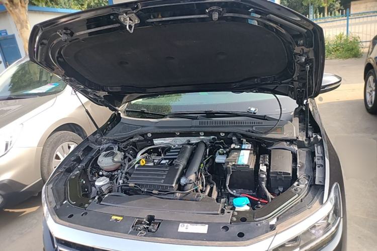 Used Volkswagen Passat 2021 280TSI Business Edition Engine Bay