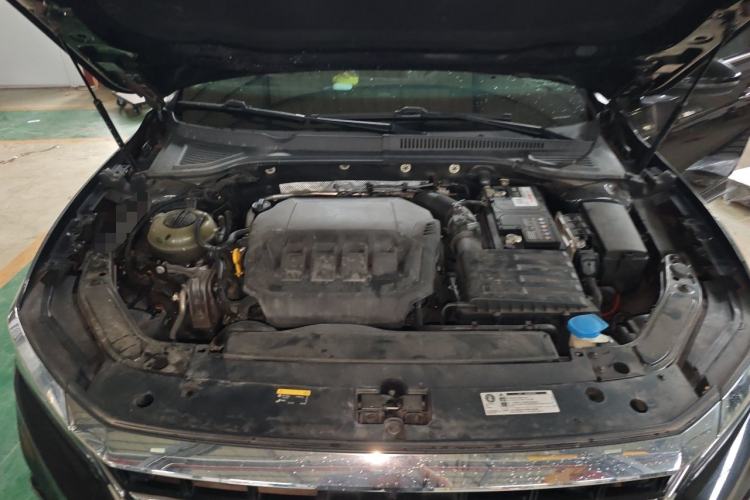 Used Volkswagen Passat 2021 330TSI Luxury Edition Engine Bay