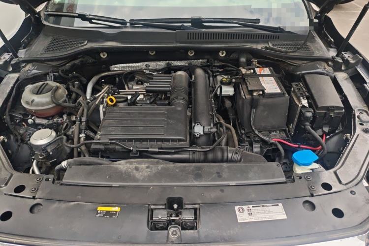 Used Volkswagen Passat 2021 280TSI Business Edition Engine Bay