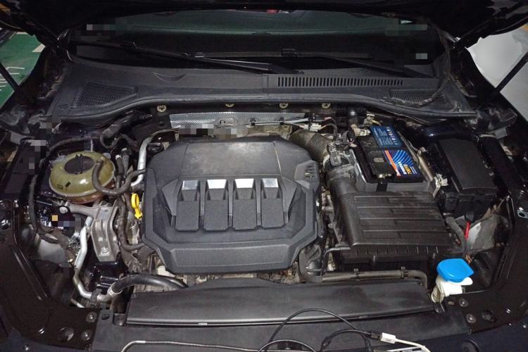 Used Volkswagen Passat 2021 330TSI Luxury Edition Engine Bay