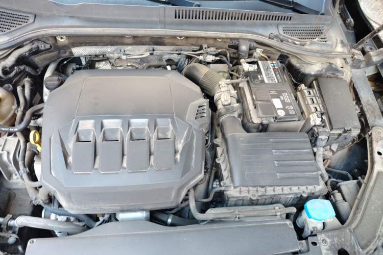 Used Volkswagen Passat 2021 330TSI Luxury Edition Engine Bay