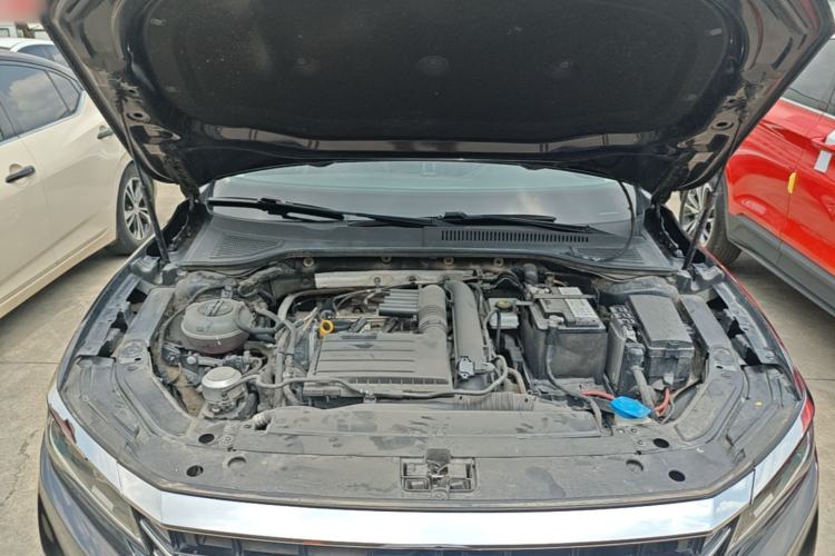 Used Volkswagen Passat 2021 280TSI Business Edition Engine Bay