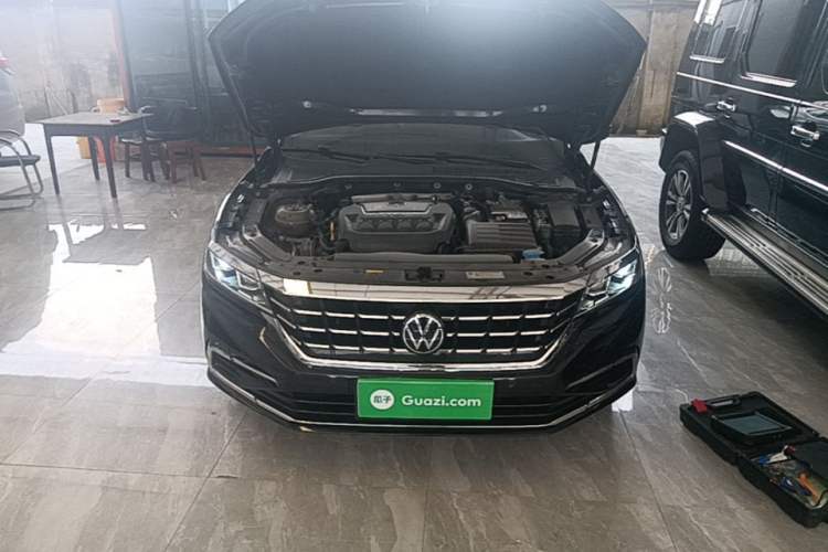 Used Volkswagen Passat 2021 330TSI Elite Edition Engine Bay