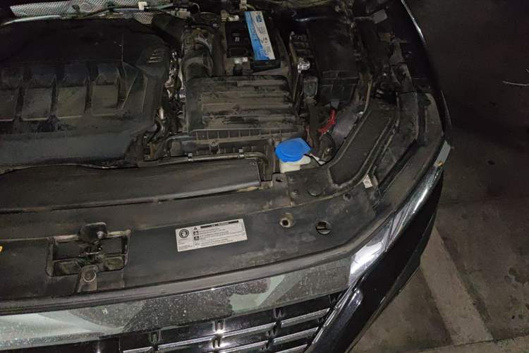Used Volkswagen Passat 2021 330TSI Elite Edition Engine Bay Left