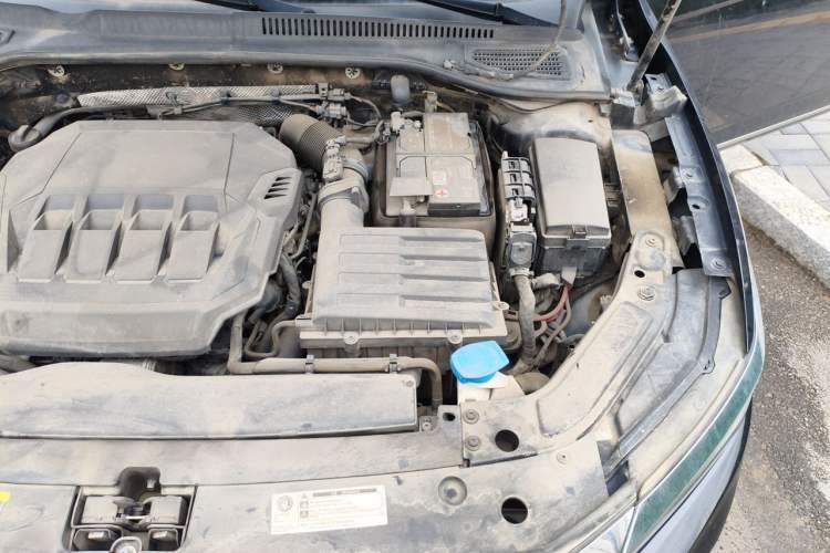 Used Volkswagen Passat 2021 330TSI Elite Edition Engine Bay Left
