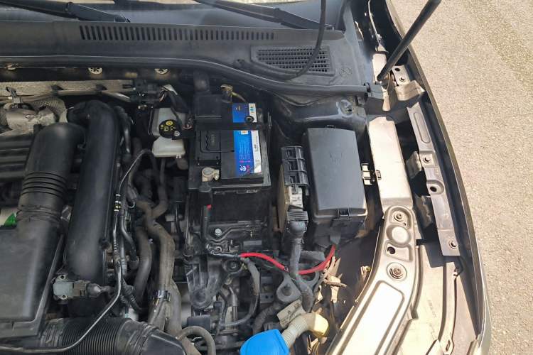 Used Volkswagen Passat 2021 280TSI Elite Edition Engine Bay Left