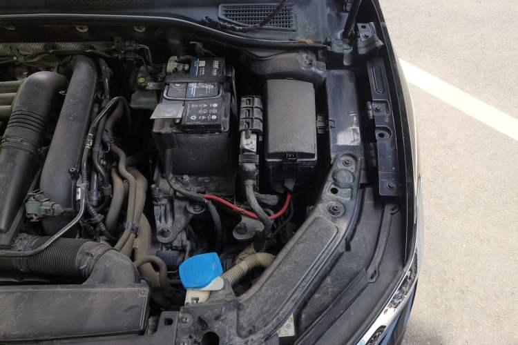 Used Volkswagen Passat 2021 280TSI Elite Edition Engine Bay Left