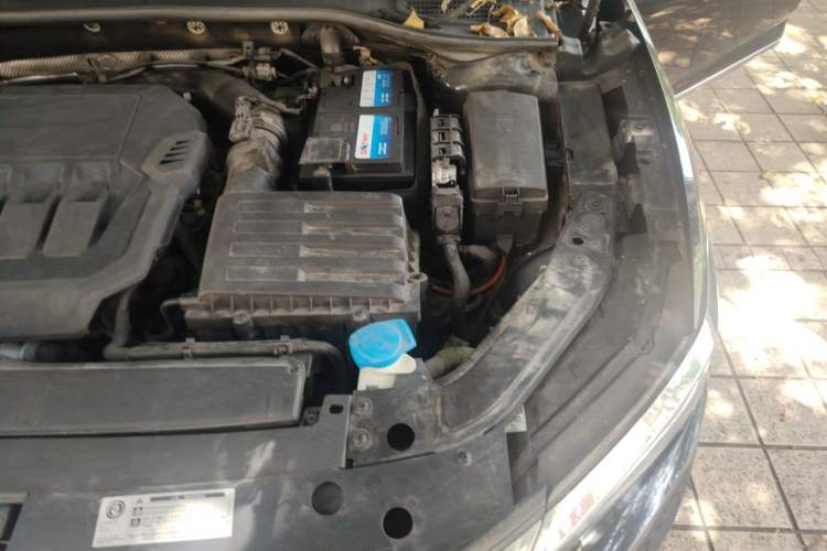 Used Volkswagen Passat 2021 330TSI Elite Edition Engine Bay Left