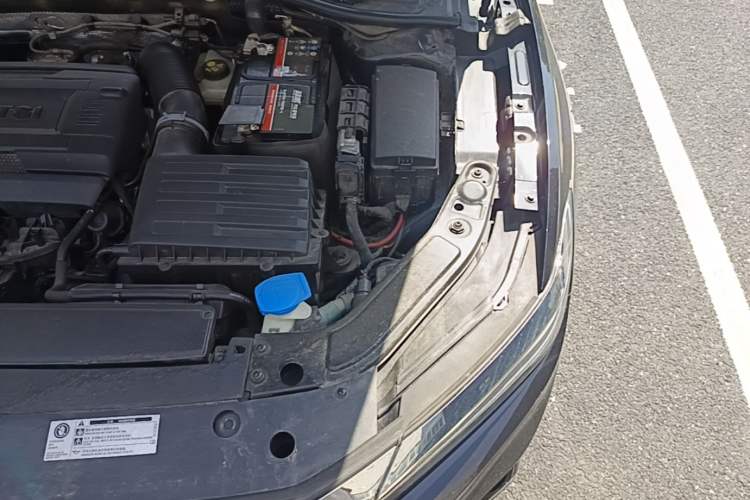 Used Volkswagen Passat 2021 380TSI Flagship Edition Engine Bay Left