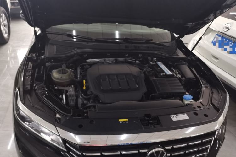 Used Volkswagen Passat 2021 330TSI Elite Edition Engine Bay