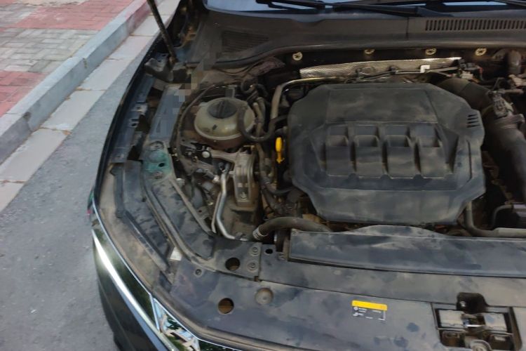 Used Volkswagen Passat 2021 330TSI Elite Edition Engine Bay Right