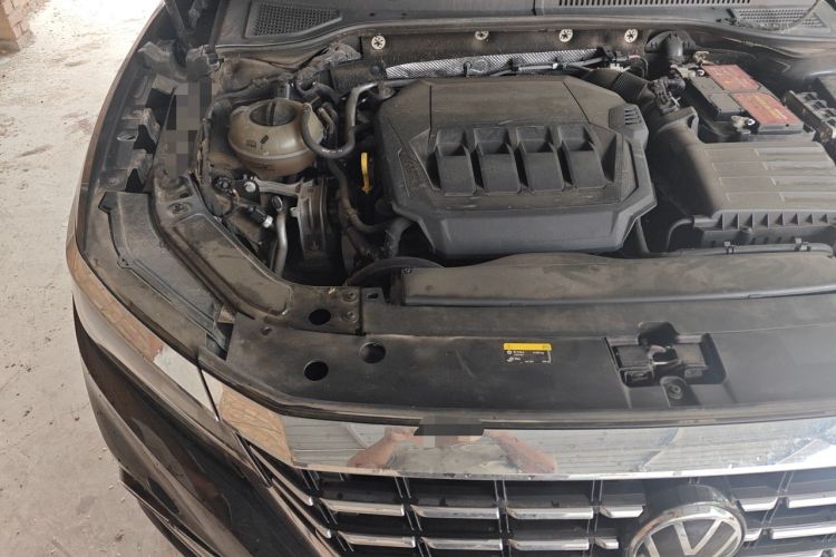 Used Volkswagen Passat 2021 330TSI Elite Edition Engine Bay Right