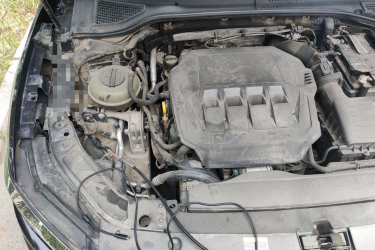 Used Volkswagen Passat 2021 330TSI Luxury Edition Engine Bay Right