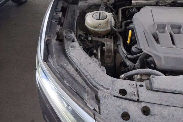 Used Volkswagen Passat 2021 330TSI Elite Edition Engine Bay Right