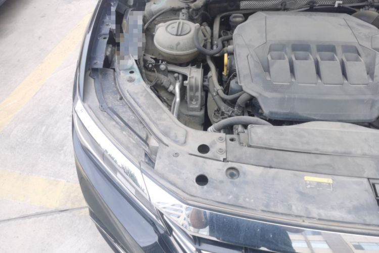 Used Volkswagen Passat 2021 330TSI Elite Edition Engine Bay Right
