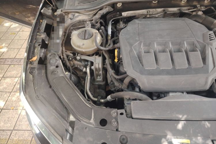 Used Volkswagen Passat 2021 330TSI Elite Edition Engine Bay Right