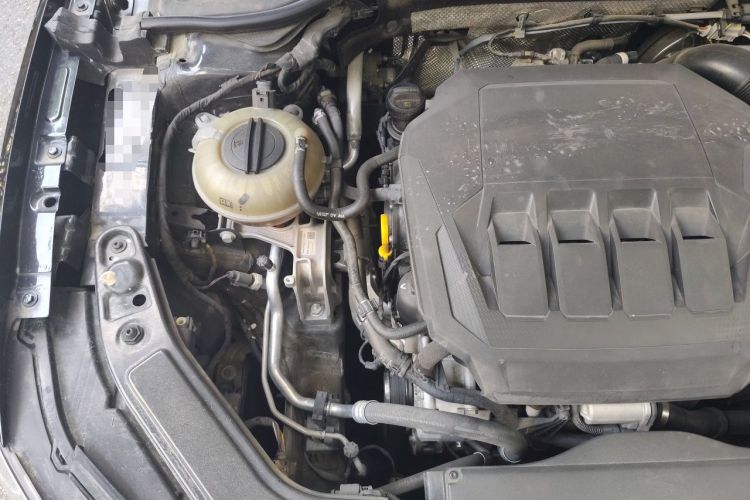 Used Volkswagen Passat 2021 330TSI Elite Edition Engine Bay Right