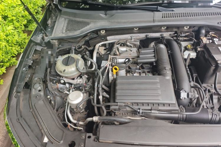 Used Volkswagen Passat 2021 280TSI Business Edition Engine Bay Right