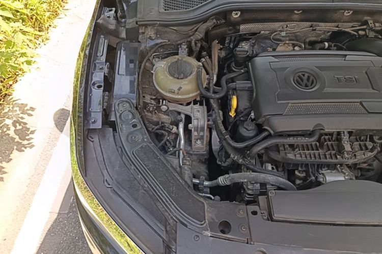 Used Volkswagen Passat 2021 380TSI Flagship Edition Engine Bay Right