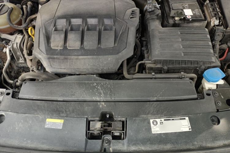 Used Volkswagen Passat 2021 330TSI Luxury Edition Engine Bay