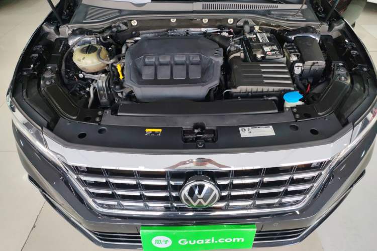 Used Volkswagen Passat 2021 330TSI Luxury Edition Engine Bay