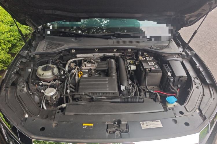 Used Volkswagen Passat 2021 280TSI Business Edition Engine Bay