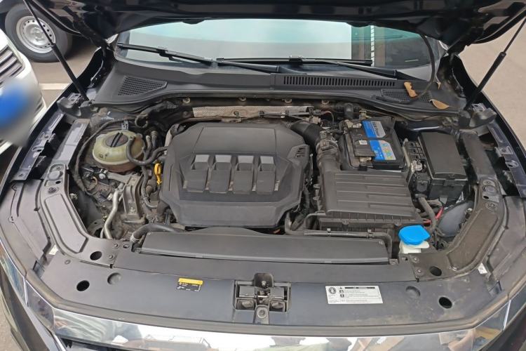 Used Volkswagen Passat 2021 330TSI Elite Edition Engine Bay