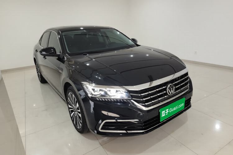 Used Volkswagen Passat 2021 330TSI Luxury Edition Exterior 1