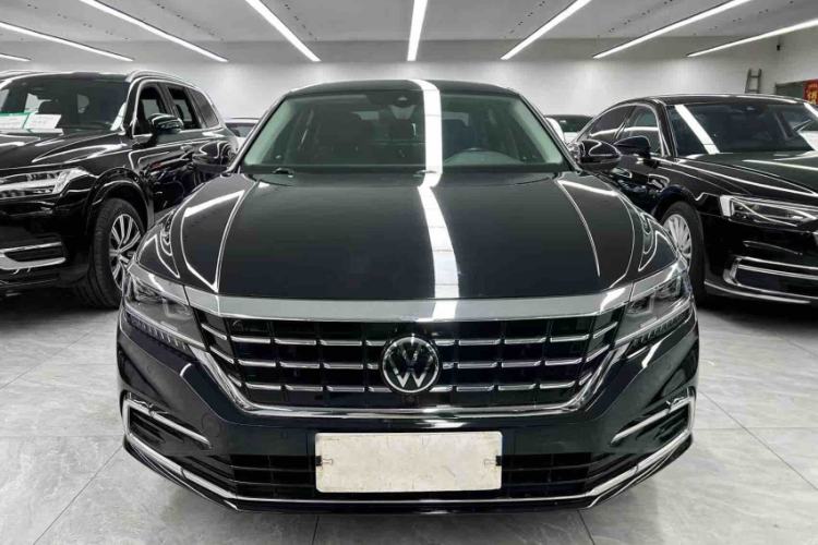 Used Volkswagen Passat 2021 330TSI Luxury Edition Exterior 1