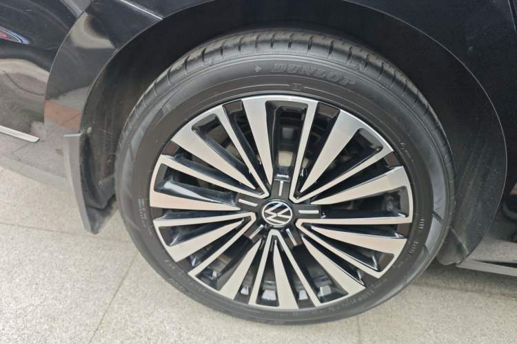 Used Volkswagen Passat 2021 330TSI Luxury Edition Exterior 2