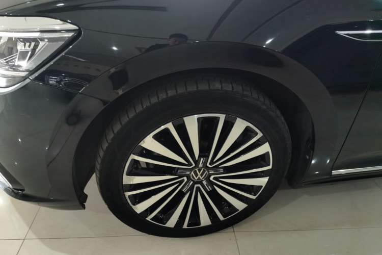 Used Volkswagen Passat 2021 330TSI Luxury Edition Exterior 4