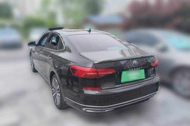 Used Volkswagen Passat 2021 330TSI Luxury Edition Exterior 5