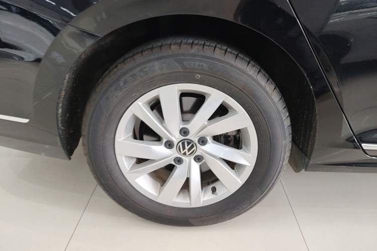 Used Volkswagen Passat 2021 280TSI Business Edition Exterior 5