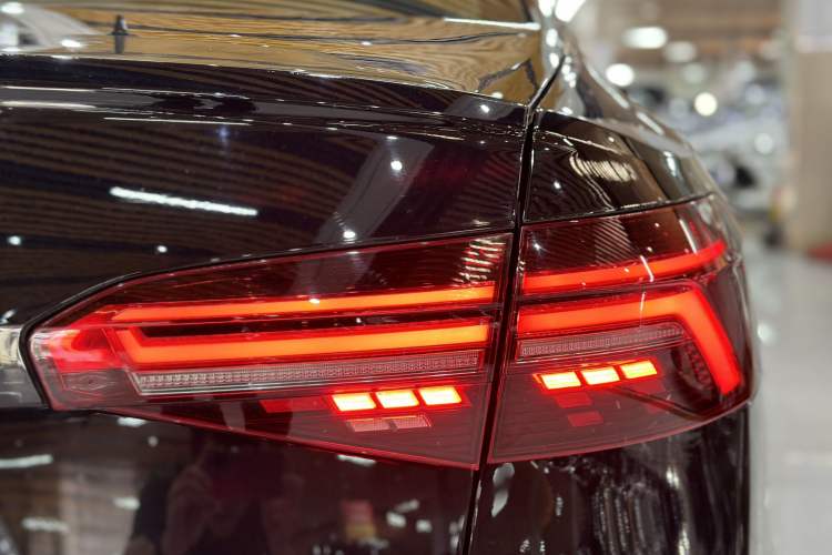 Used Volkswagen Passat 2021 280TSI Elite Edition Exterior 8