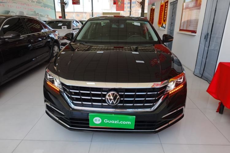 Used Volkswagen Passat 2021 380TSI Luxury Edition Front