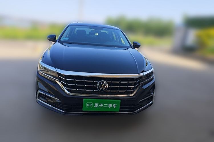 Used Volkswagen Passat 2021 330TSI Luxury Edition Front