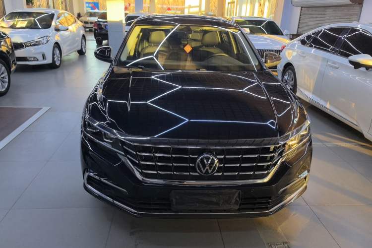 Used Volkswagen Passat 2021 330TSI Elite Edition Front