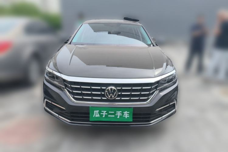 Used Volkswagen Passat 2021 330TSI Luxury Edition Front