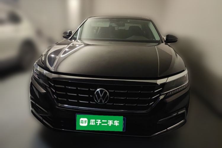 Used Volkswagen Passat 2021 330TSI Luxury Edition Front