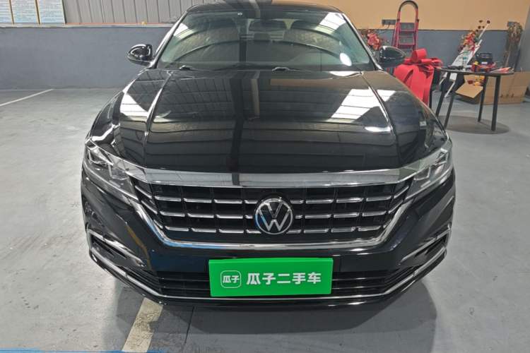 Used Volkswagen Passat 2021 330TSI Elite Edition Front