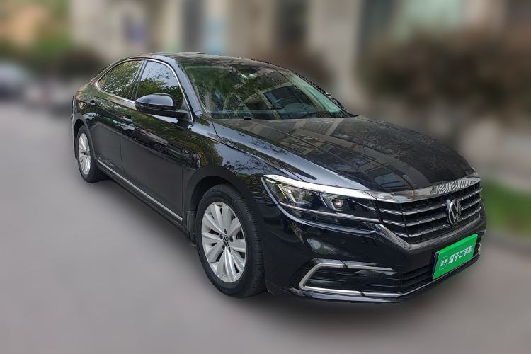 Used Volkswagen Passat 2021 330TSI Elite Edition Front Right 45 Deg