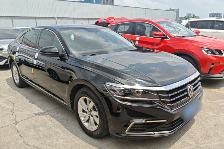 Used Volkswagen Passat 2021 280TSI Business Edition Front Right 45 Deg