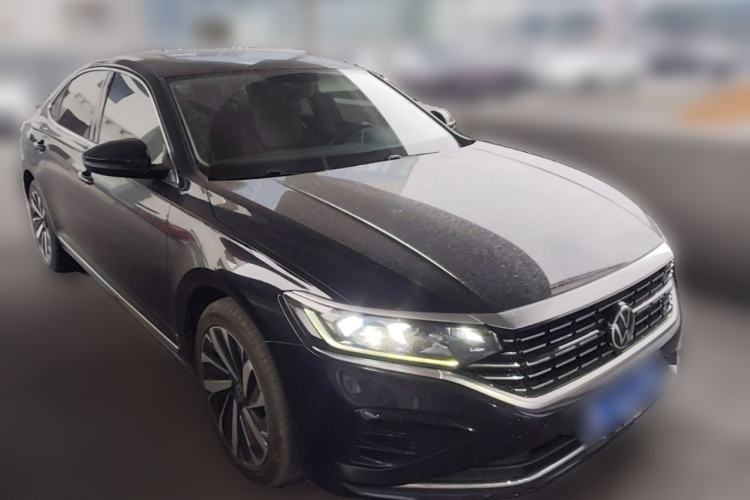 Used Volkswagen Passat 2021 330TSI Elite Edition Front Right 45 Deg
