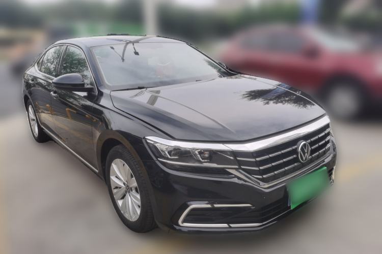 Used Volkswagen Passat 2021 330TSI Elite Edition Front Right 45 Deg