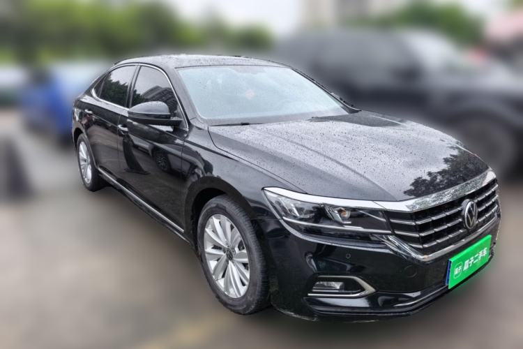 Used Volkswagen Passat 2021 330TSI Elite Edition Front Right 45 Deg