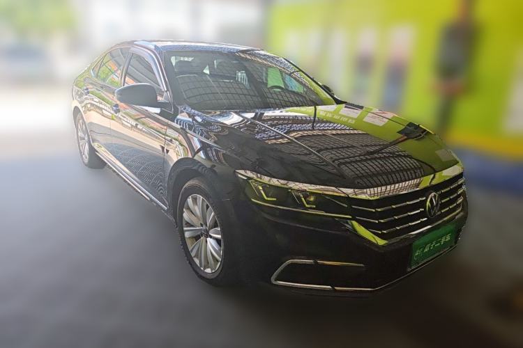 Used Volkswagen Passat 2021 330TSI Elite Edition Front Right 45 Deg