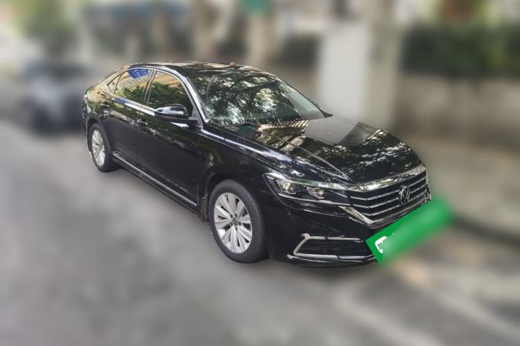 Used Volkswagen Passat 2021 330TSI Elite Edition Front Right 45 Deg