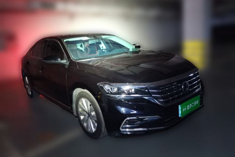 Used Volkswagen Passat 2021 280TSI Elite Edition Front Right 45 Deg