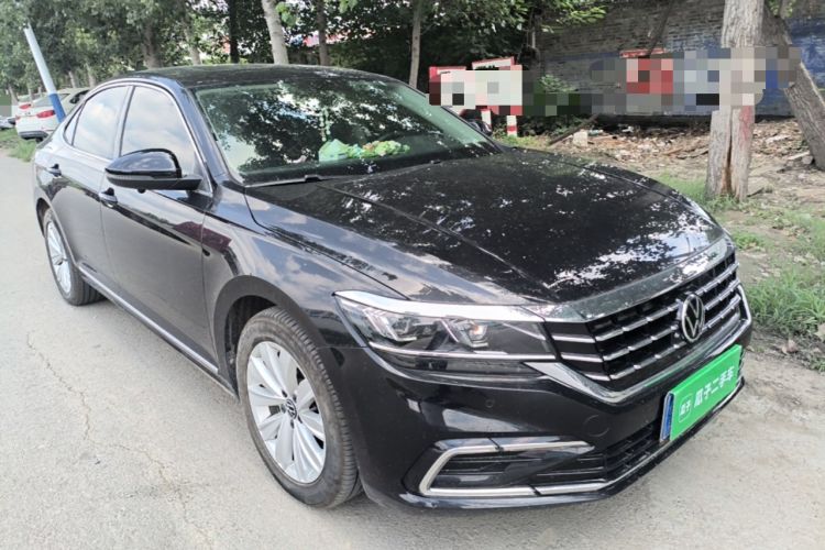 Used Volkswagen Passat 2021 330TSI Elite Edition Front Right 45 Deg