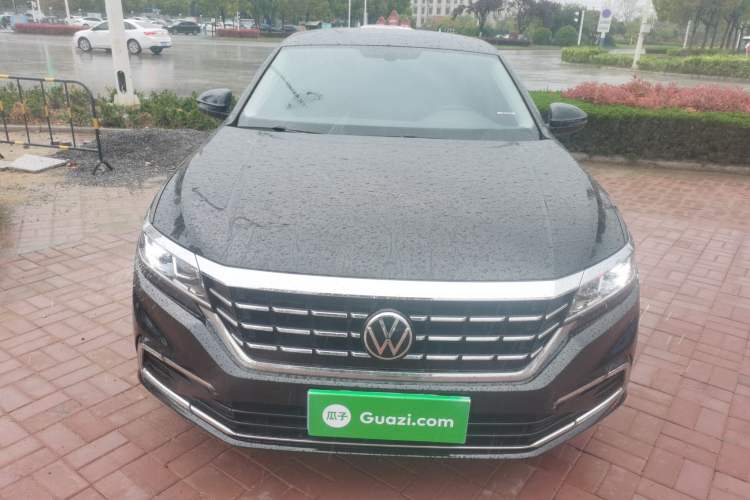 Used Volkswagen Passat 2021 330TSI Elite Edition Front